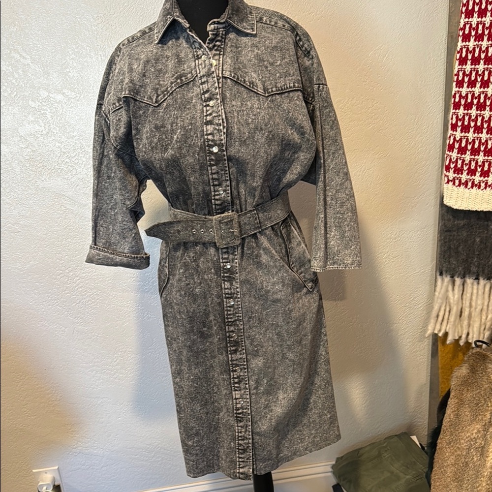 Gray Shirt Dress with Dolman Sleeves and Dress Shirt Collar